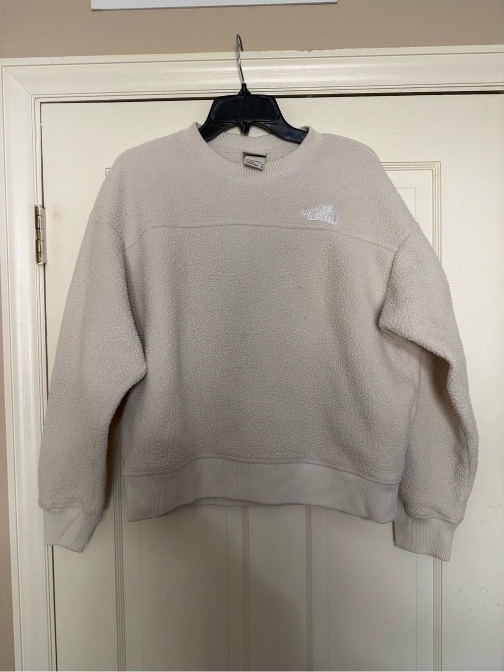 The North Face Cream Sherpa Sweatshirt - M